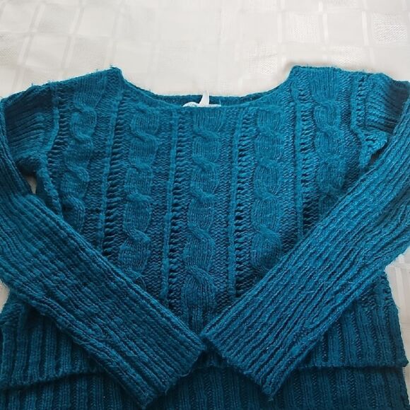Aeropostale Blue Crew Neck Sweater with Vertical Knit Patterns - Picture 16 of 16